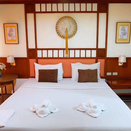 Kaneng Guesthouse Hua Hin Bagian luar foto