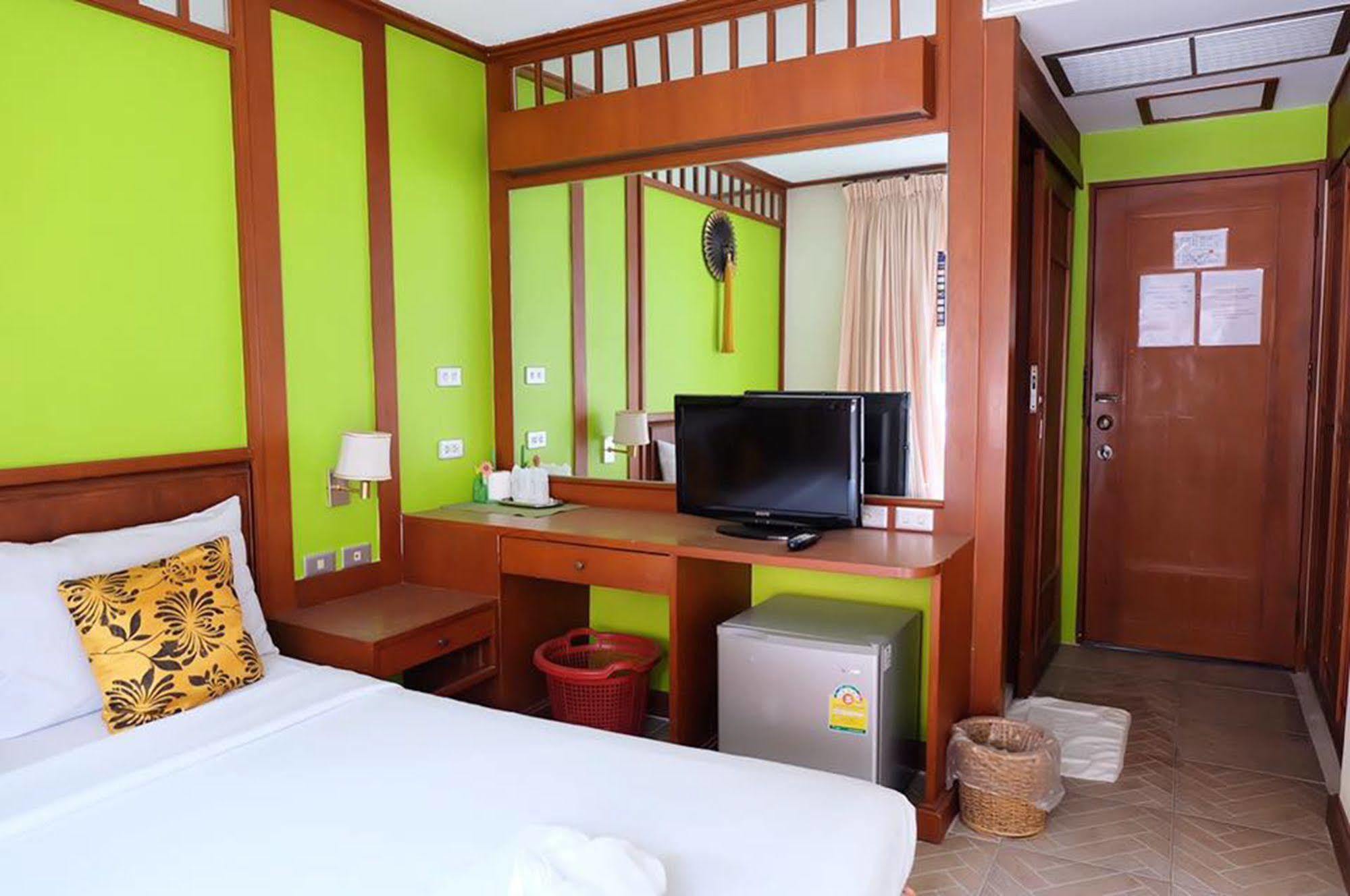 Kaneng Guesthouse Hua Hin Bagian luar foto