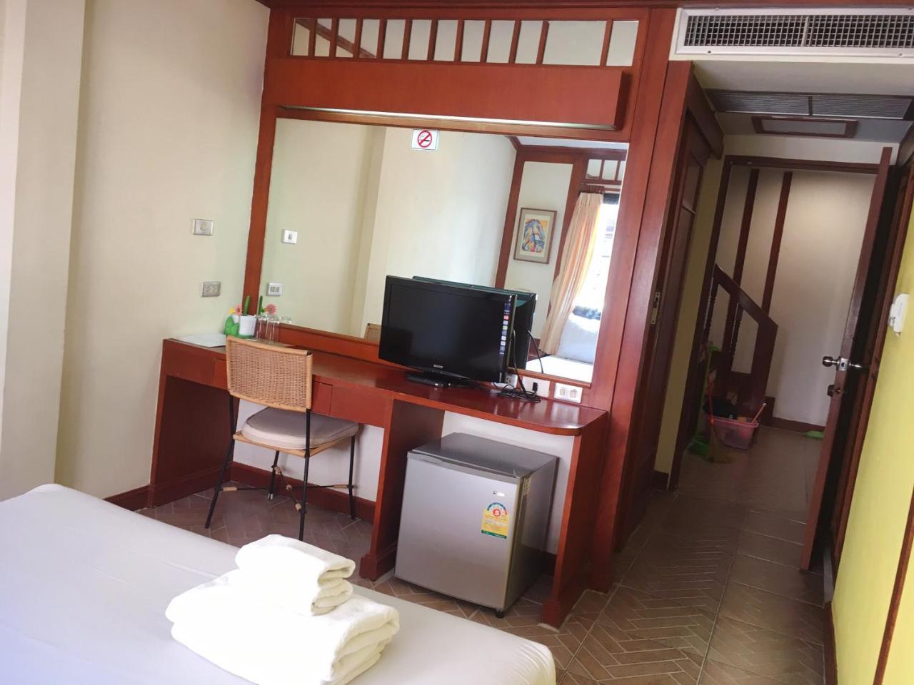 Kaneng Guesthouse Hua Hin Bagian luar foto